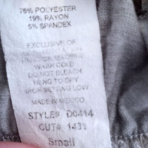 HYPNOTIZED GRAY & CREAM CROCHET DRESS SZ.S GUC - Picture 9 of 9